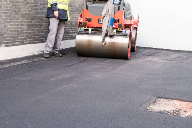 Best Gravel Driveway Installation  in Bayport, NY